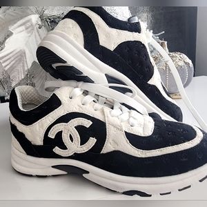 COPY - Sneackers CC not authentic chanel but so alike , msg me w any questions